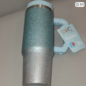 30oz Tumbler - Blue and Silver Ombré Glitter! NWT